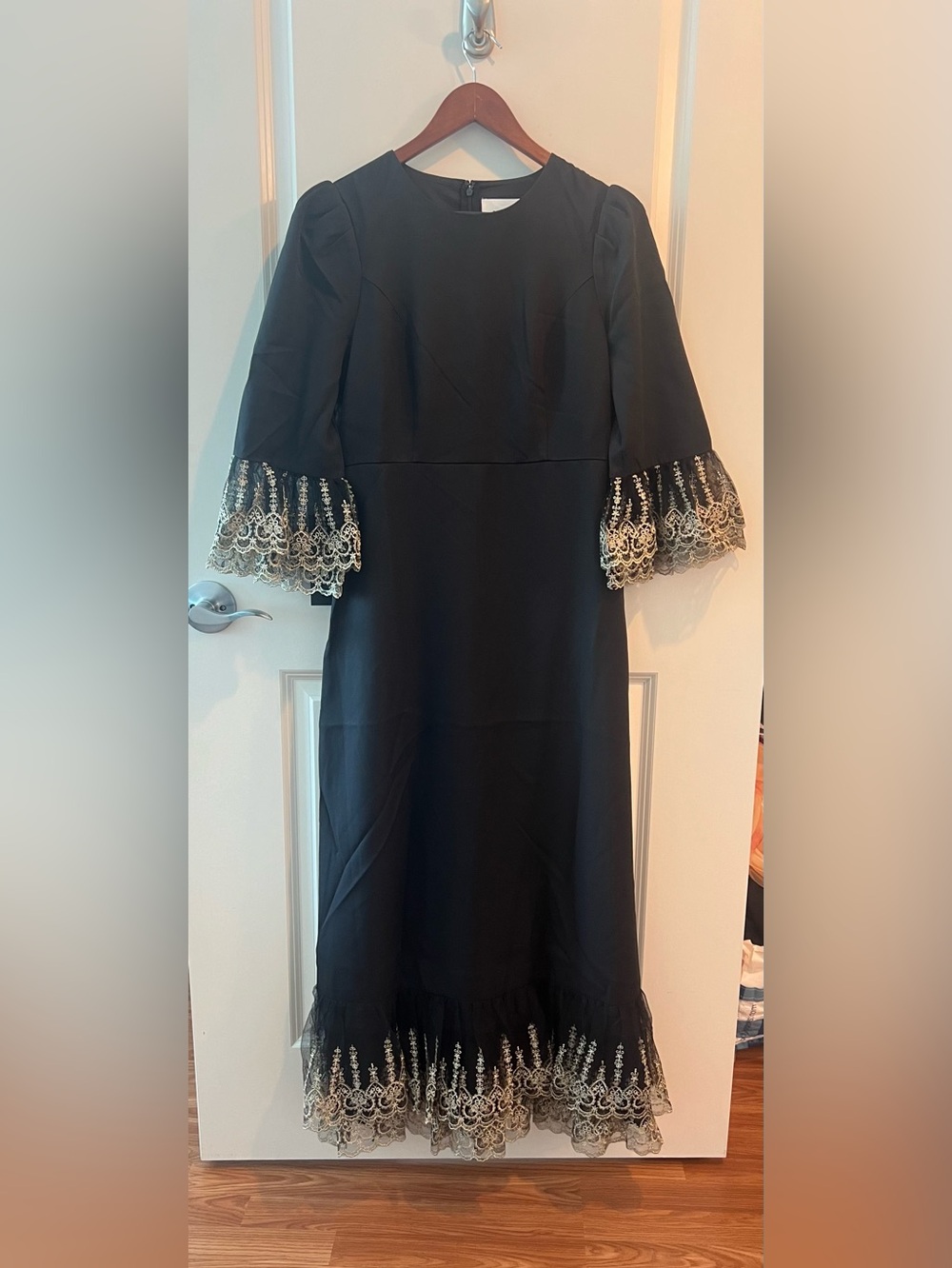 Tuckernuck Pomander Place Lillith Dress Black Gold Lace Holiday Party NWT - Picture 2 of 16